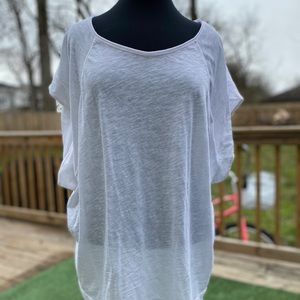 Lightweight drape top